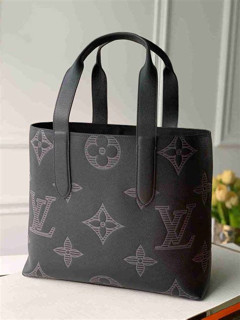 lv cabas voyage|Products by Louis Vuitton: Porte.